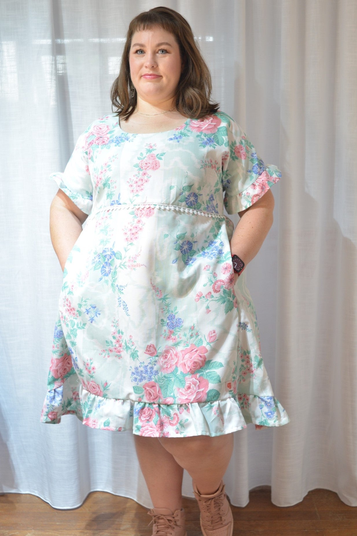 Ruffle Dress - Sweet Rose Garden Size 16