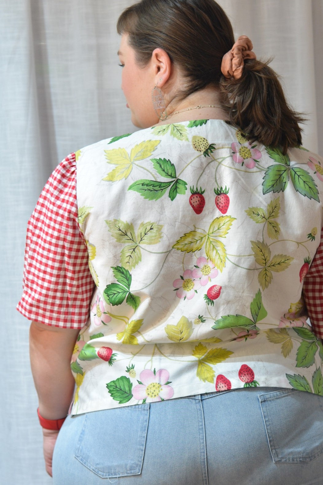 Tie Front Top - Strawberry Fields Size 22