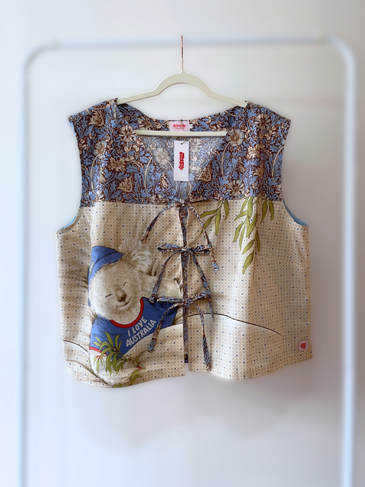 Tie Front Top Sleeveless - Size 26 - I Love Australia