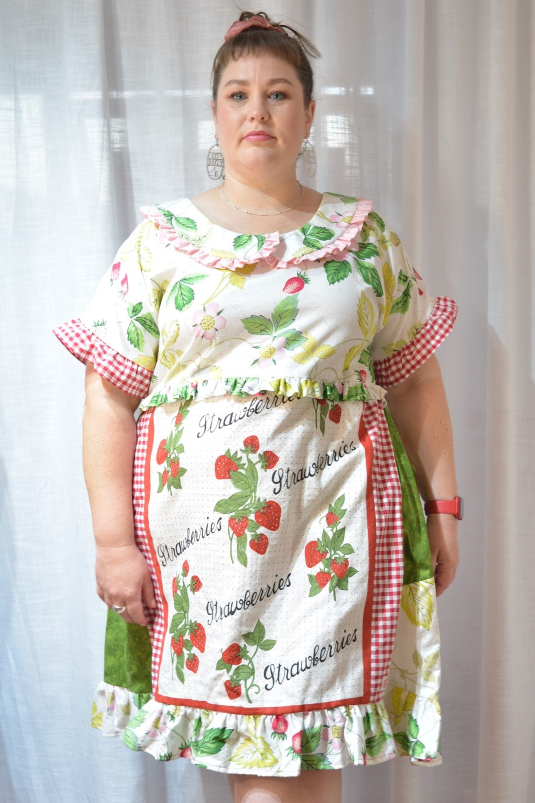 Tea Towel Ruffle Dress - Strawberry Fields Size 18