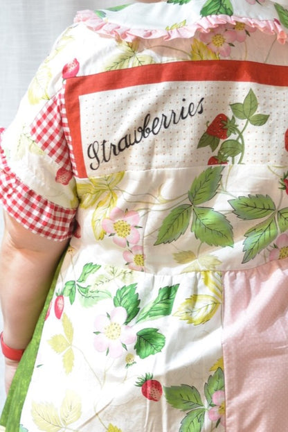 Tea Towel Ruffle Dress - Strawberry Fields Size 18