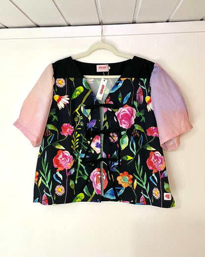 Tie Front Top - Size 16 - Watercolour on Black